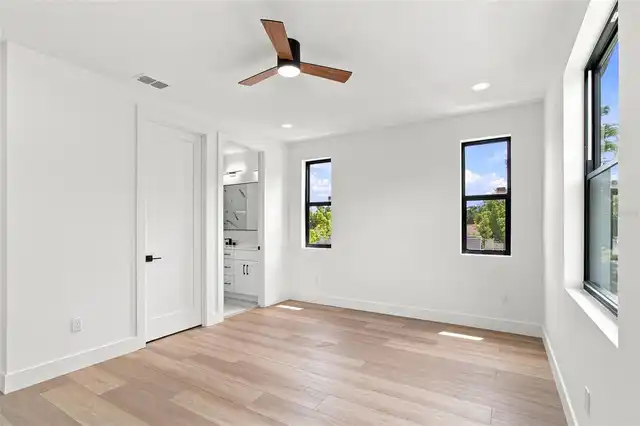 Listing Photo 35