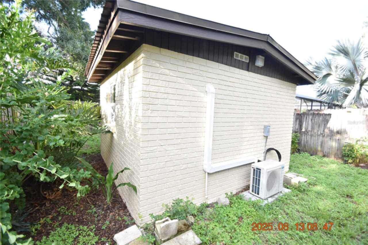 Listing Photo 6