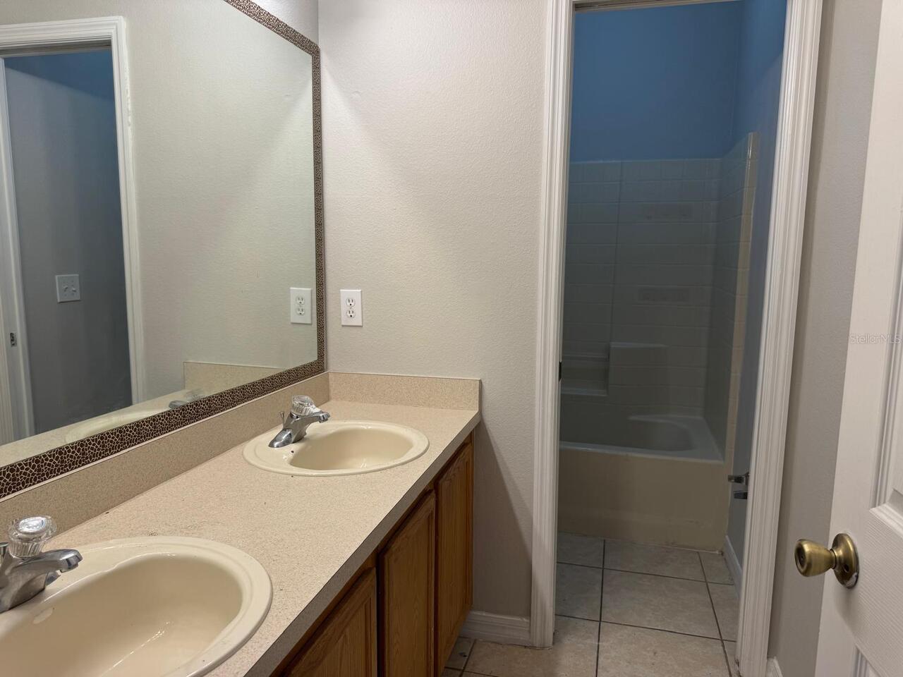 Listing Photo 17