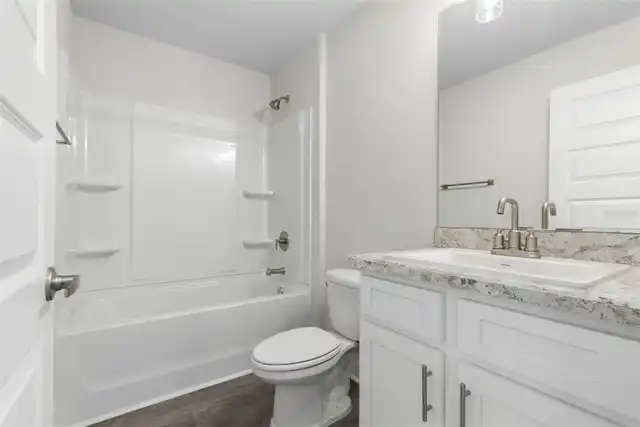 Listing Photo 17