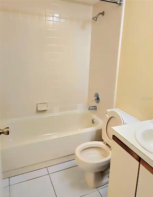 Listing Photo 17