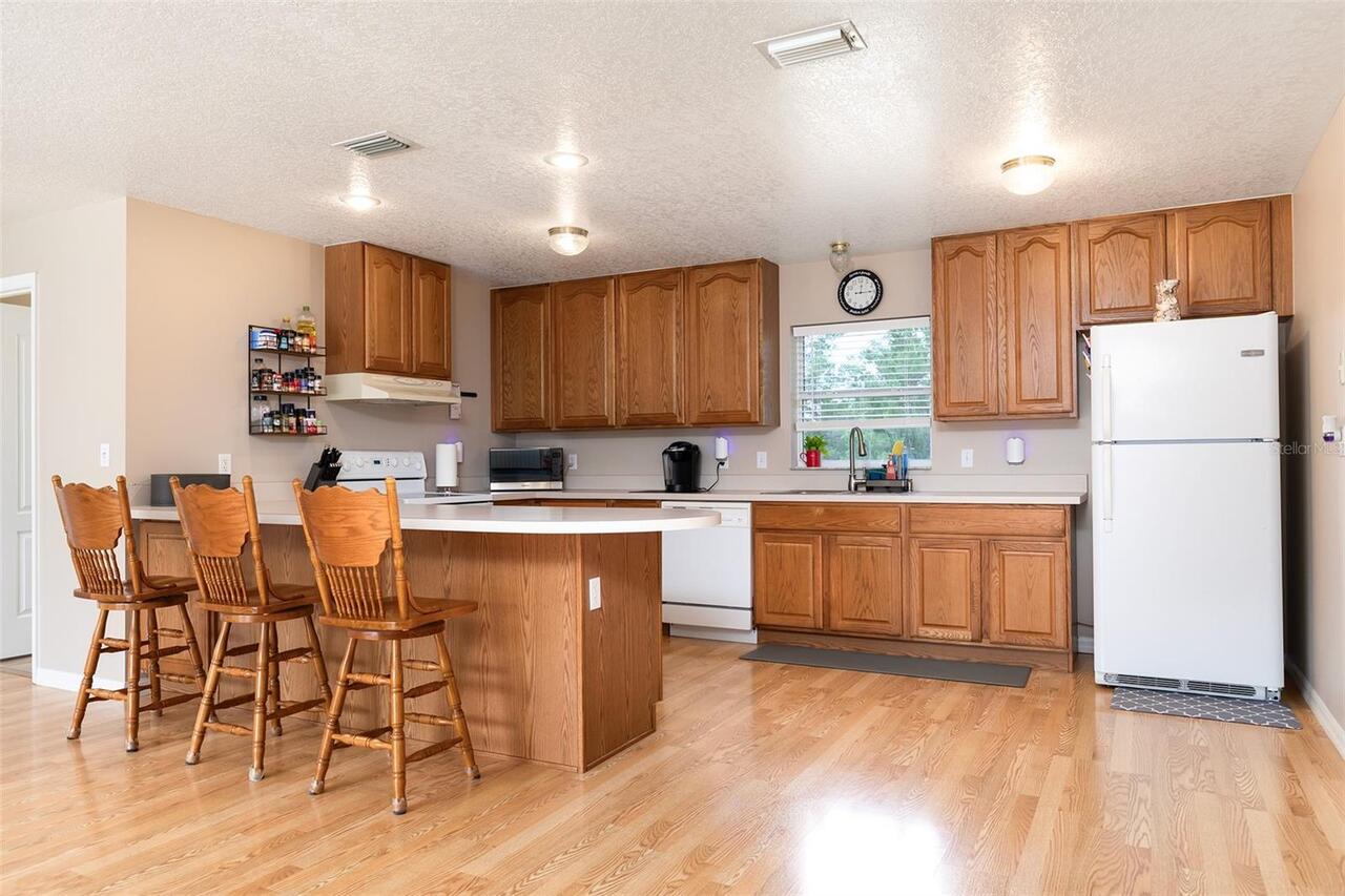 Listing Photo 32