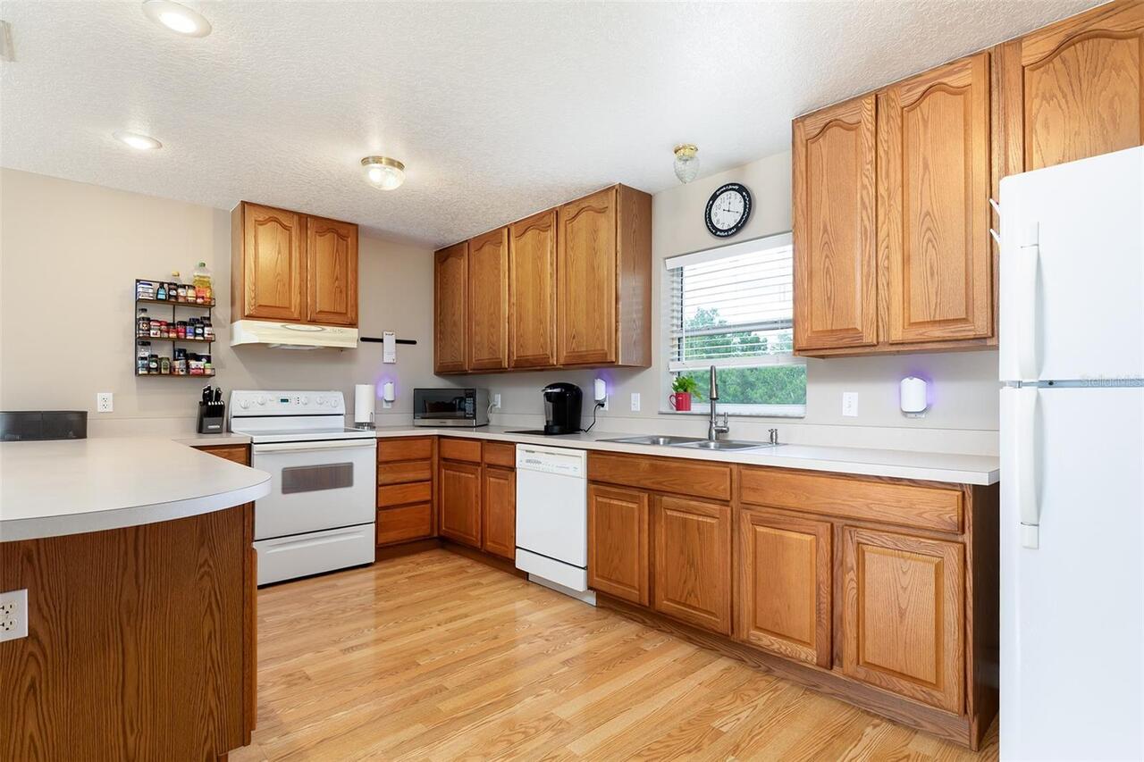 Listing Photo 33