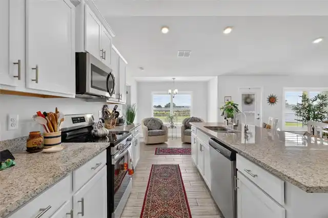 Listing Photo 18