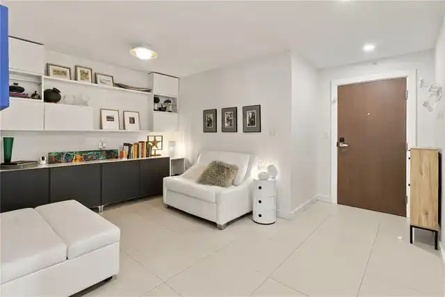 Listing Photo 7