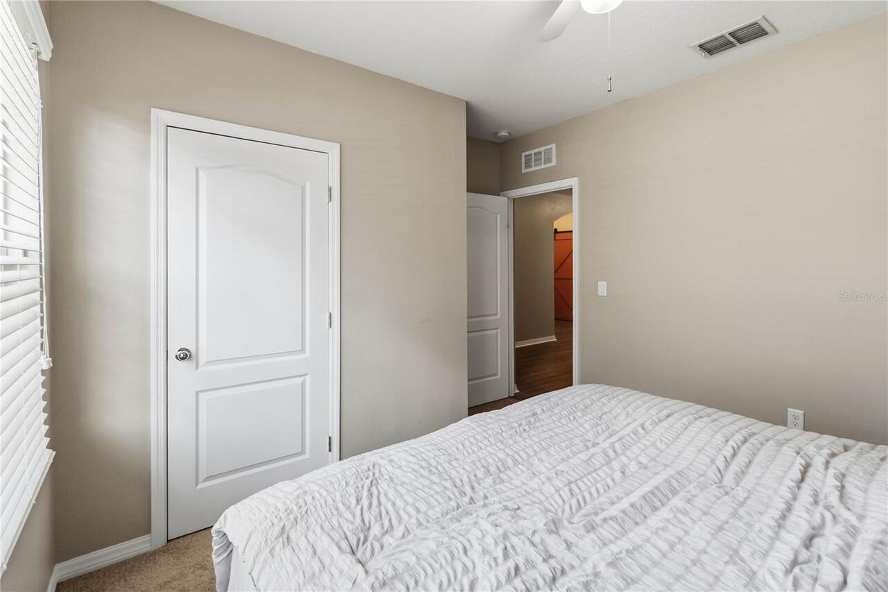 Listing Photo 14