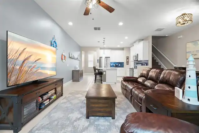 Listing Photo 14
