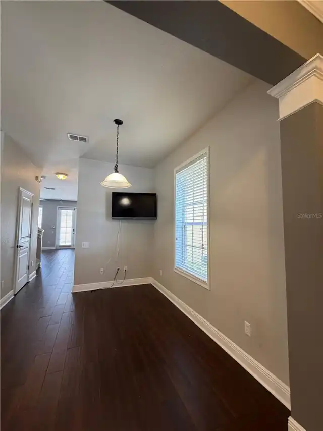 Listing Photo 7