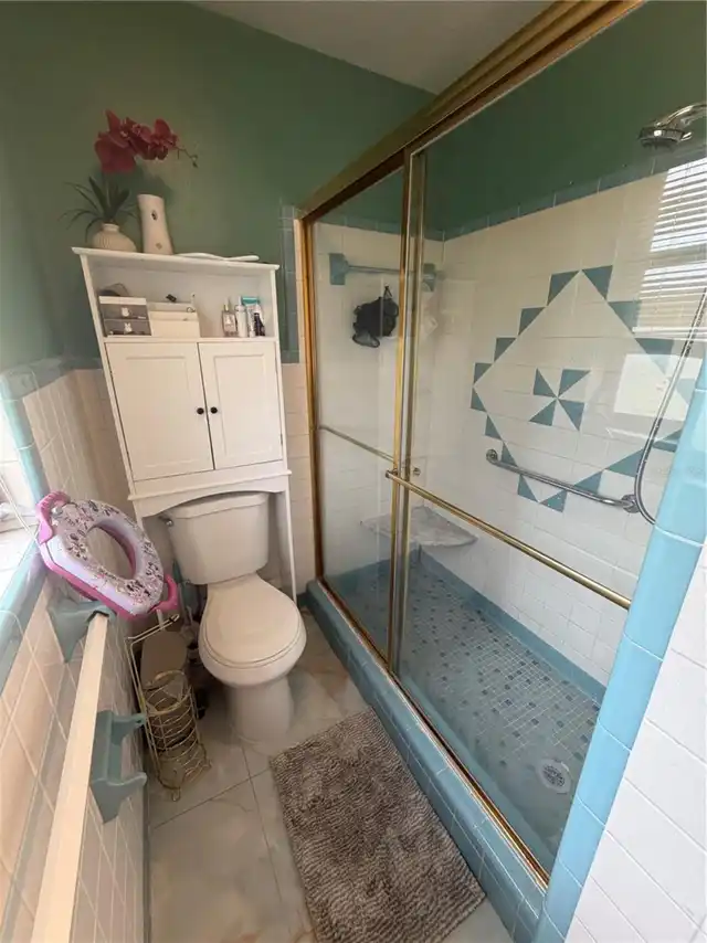 Listing Photo 17