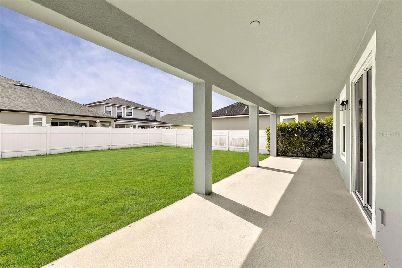 Listing Photo 8