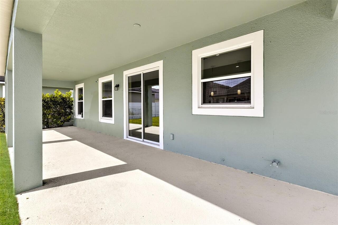 Listing Photo 9