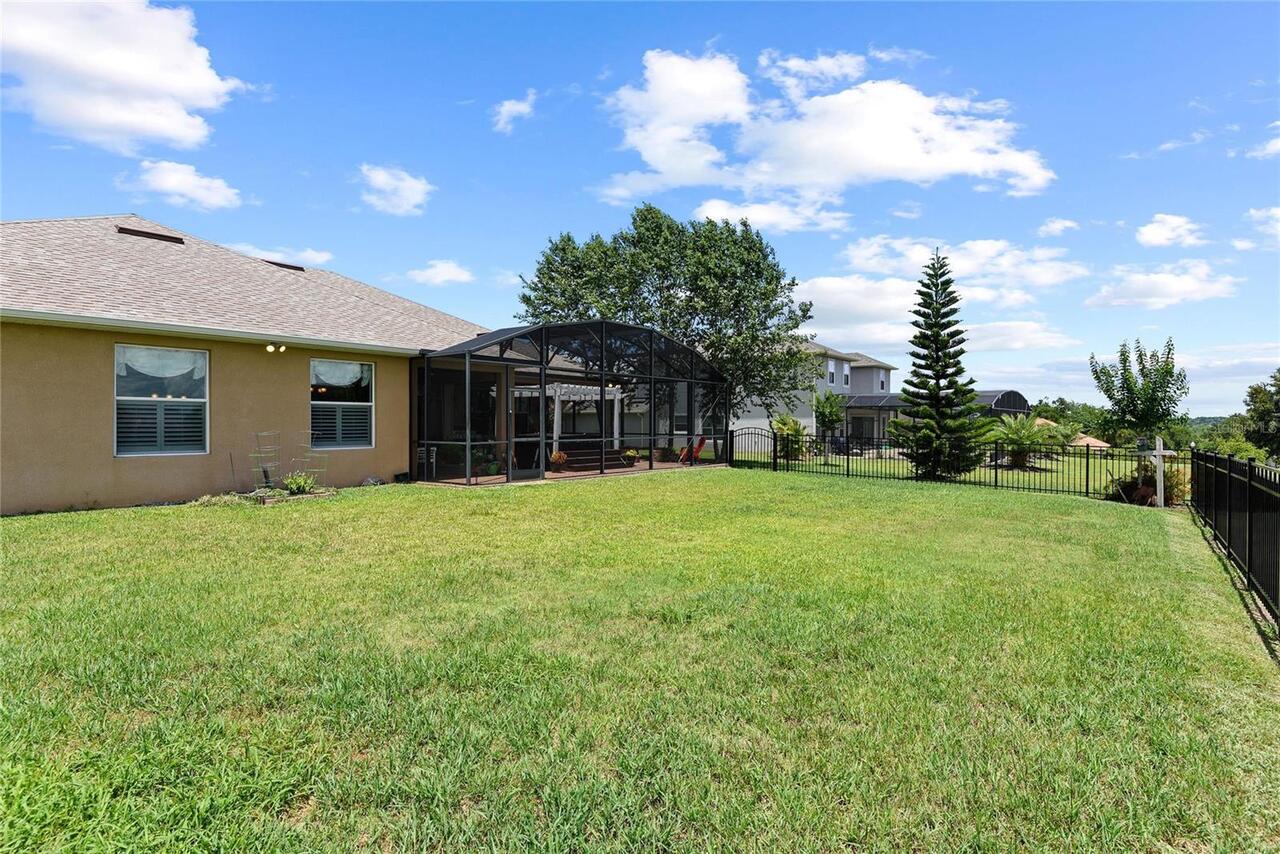 Listing Photo 38
