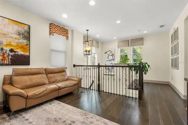 Listing Photo 22