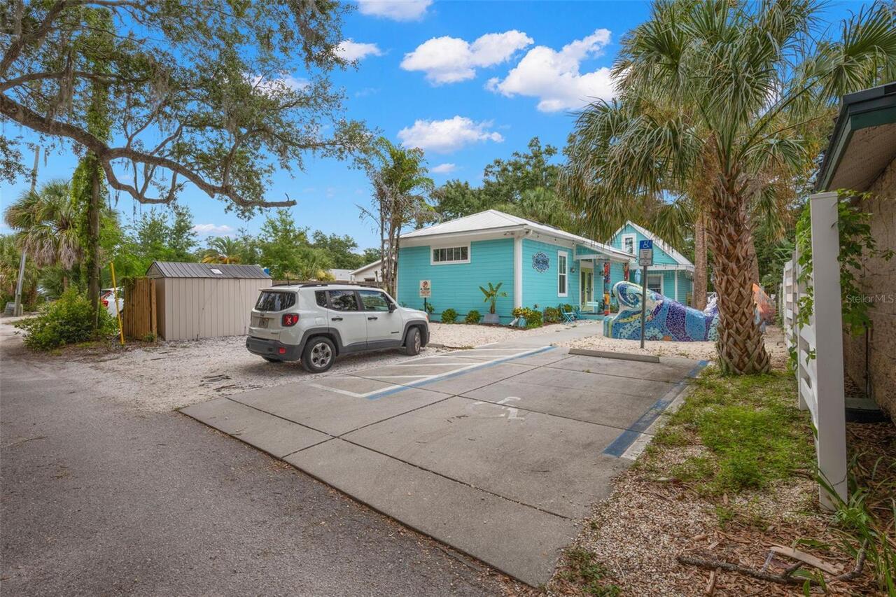 Listing Photo 16