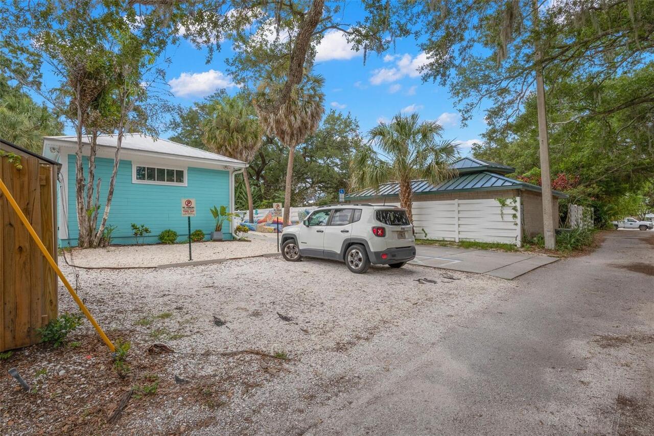 Listing Photo 18