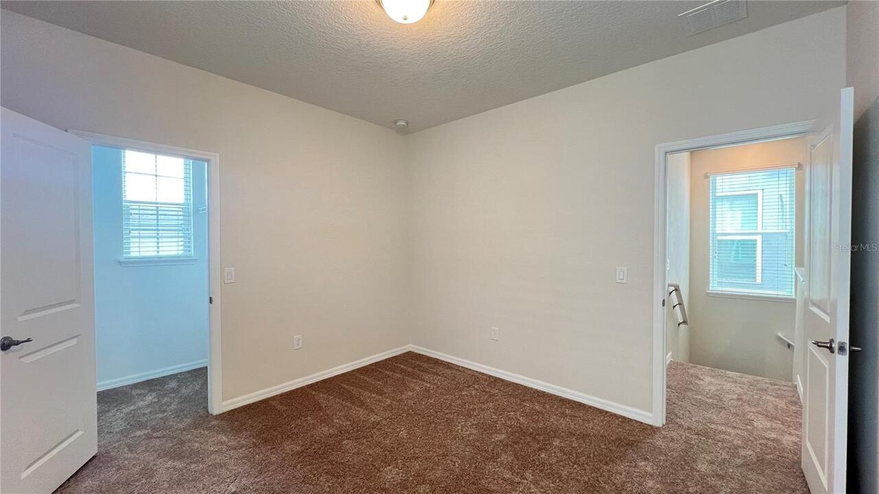 Listing Photo 33