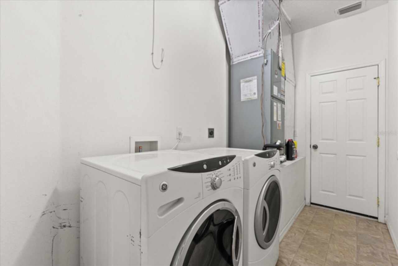 Listing Photo 14