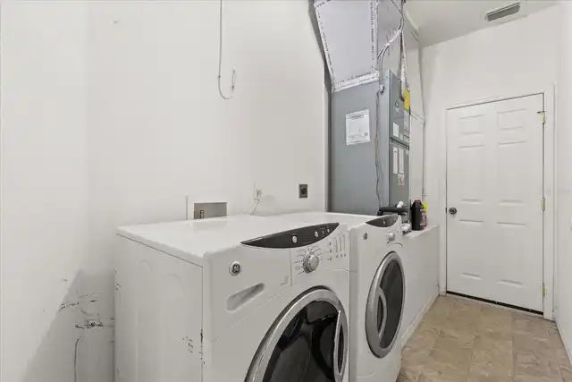 Listing Photo 14