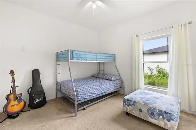 Listing Photo 18