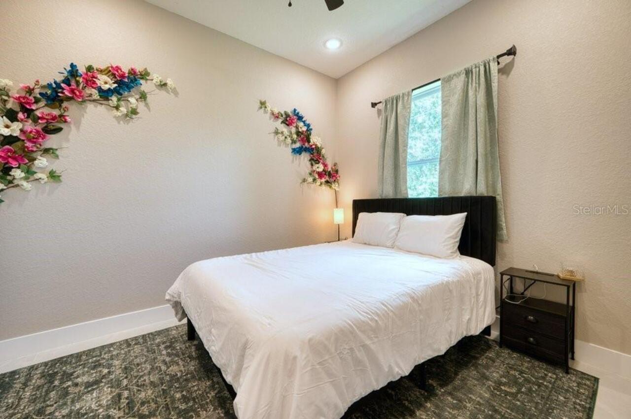 Listing Photo 15
