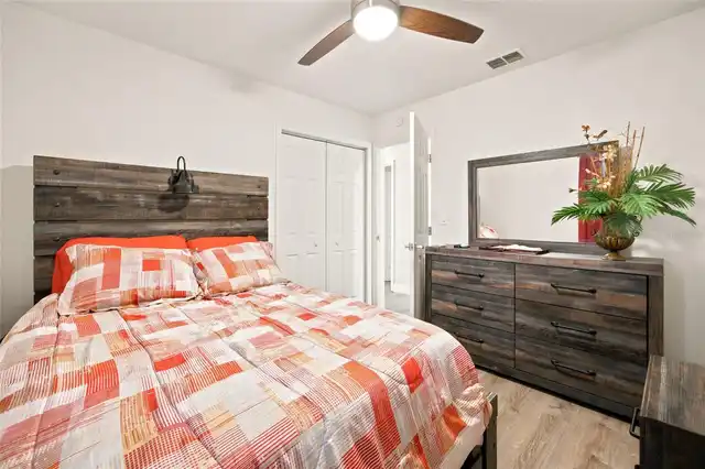 Listing Photo 34