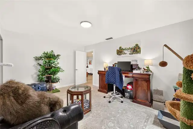 Listing Photo 33