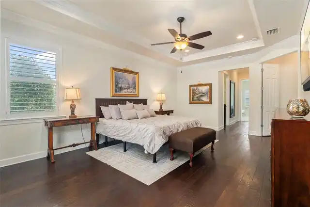 Listing Photo 17