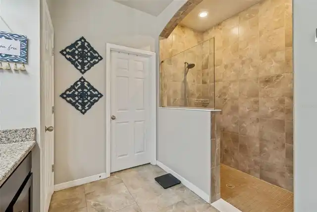 Listing Photo 28