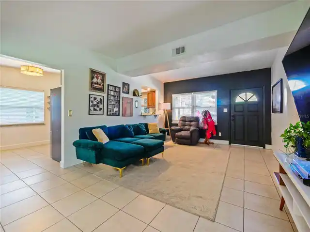 Listing Photo 7