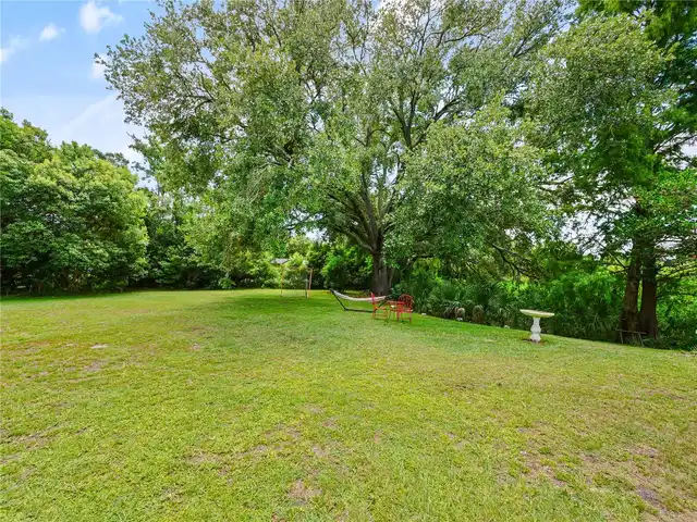 Listing Photo 16