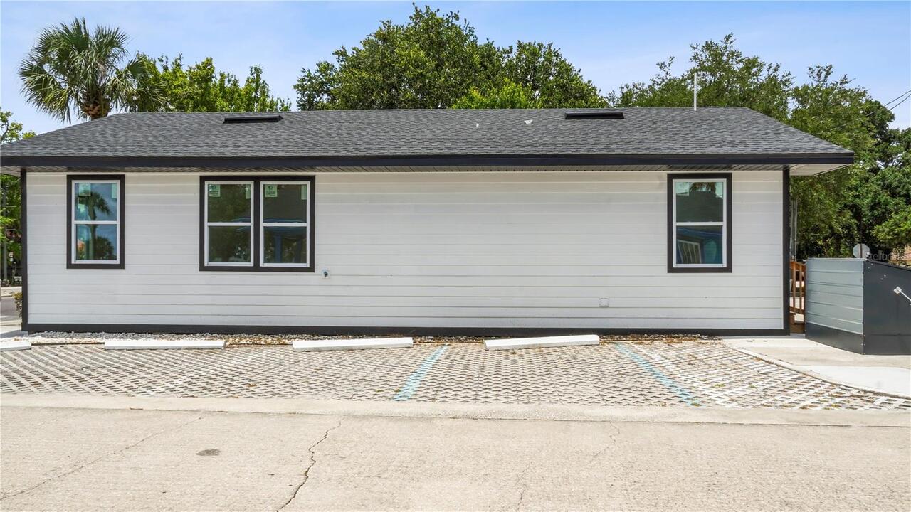 Listing Photo 14