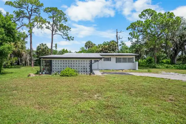 Listing Photo 25