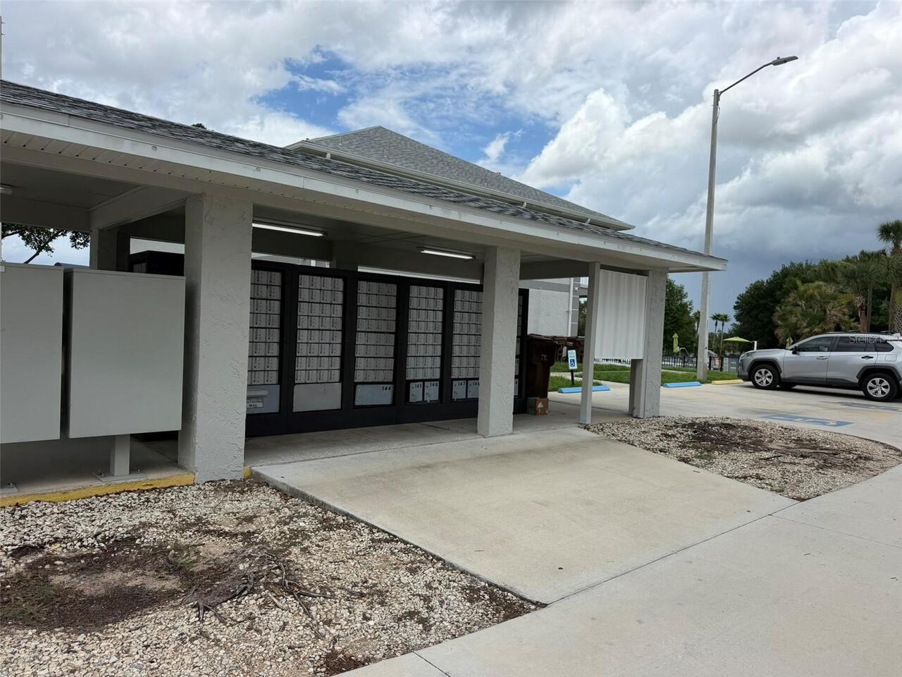 Listing Photo 14