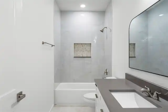Listing Photo 23