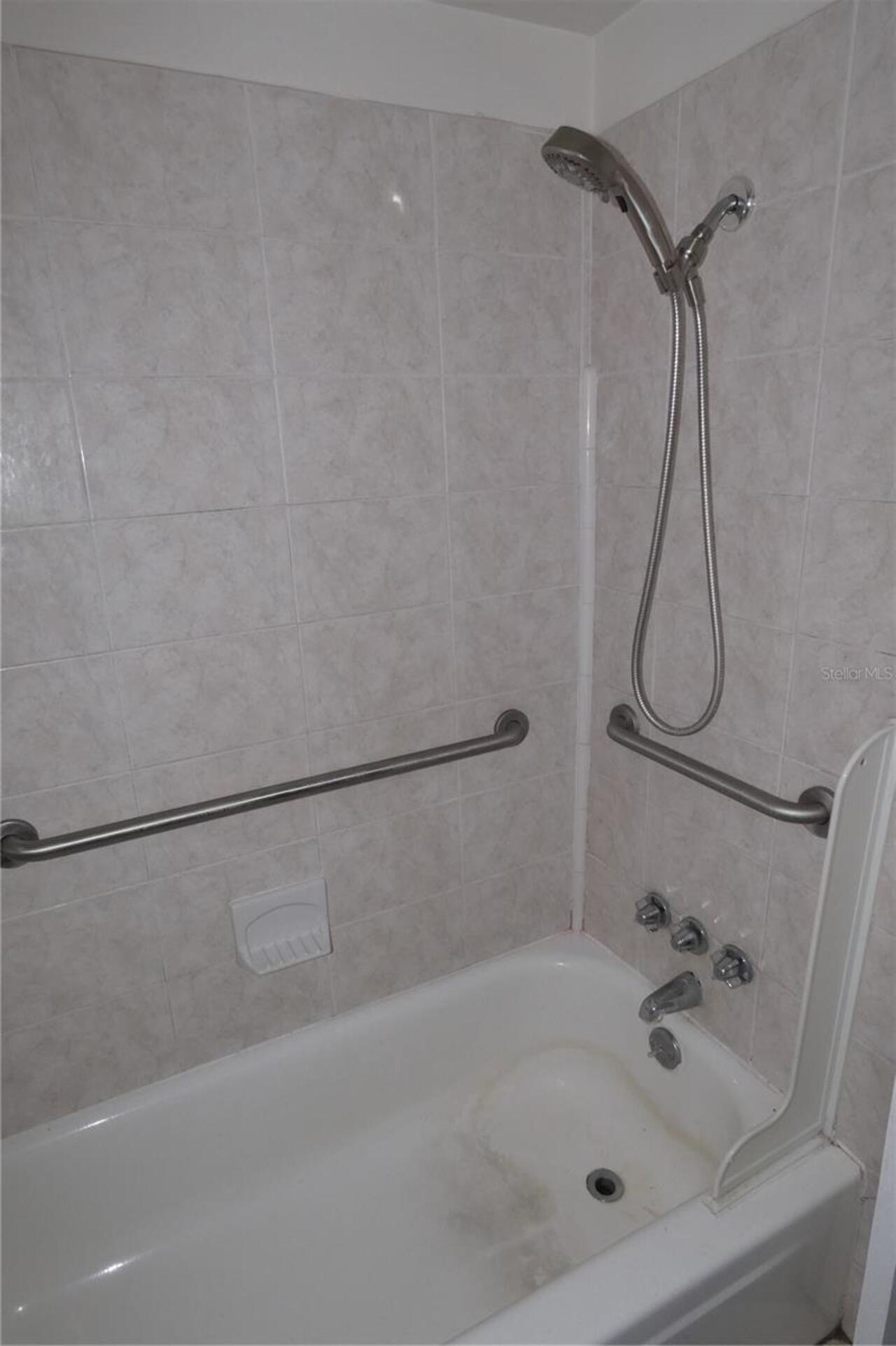 Listing Photo 7