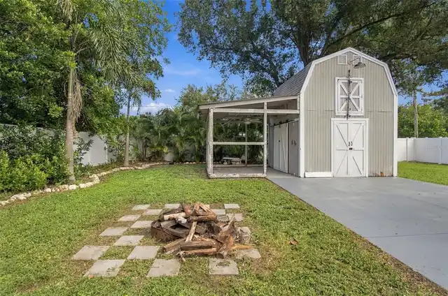 Listing Photo 37