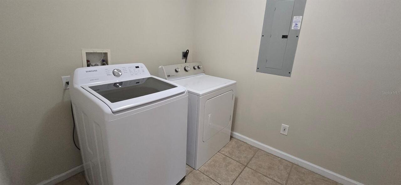 Listing Photo 9