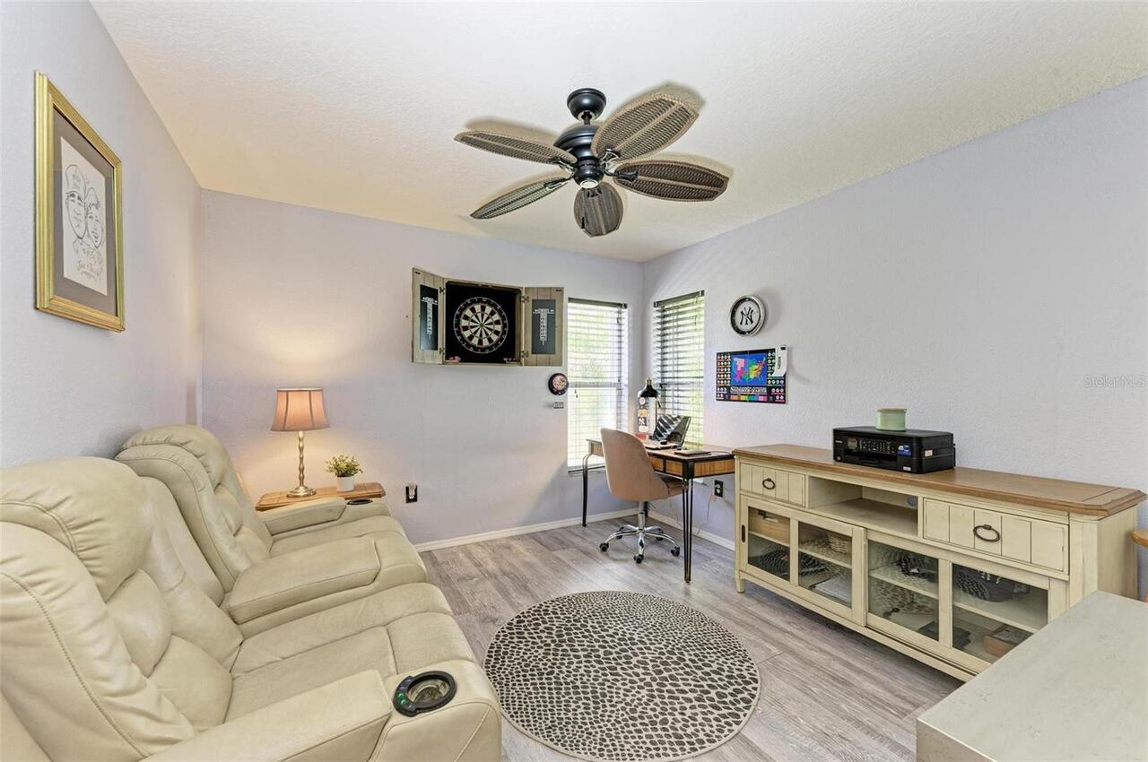 Listing Photo 33