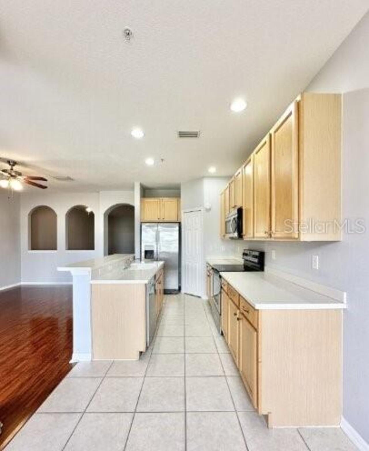 Listing Photo 10