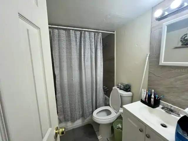 Listing Photo 5