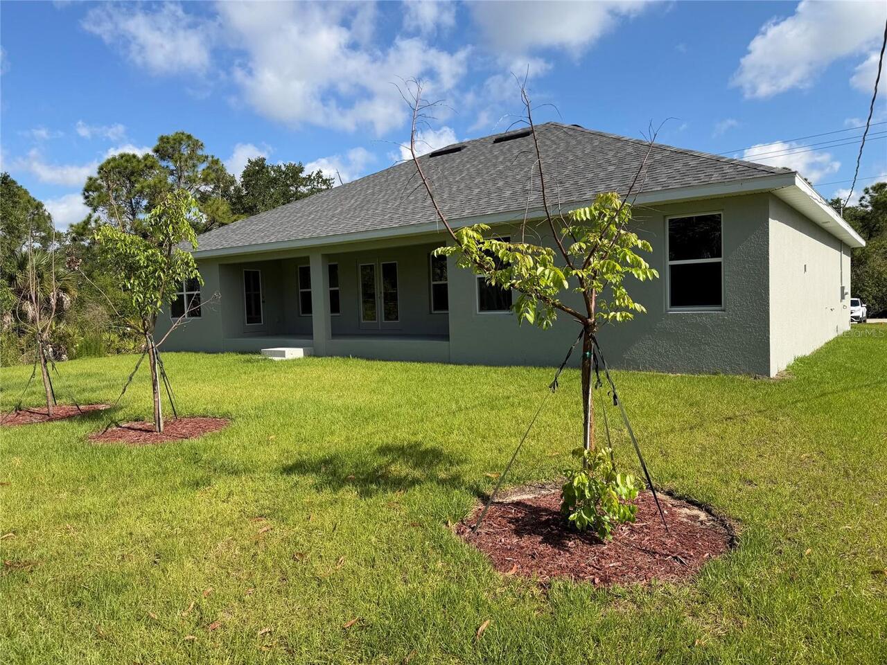 Listing Photo 12