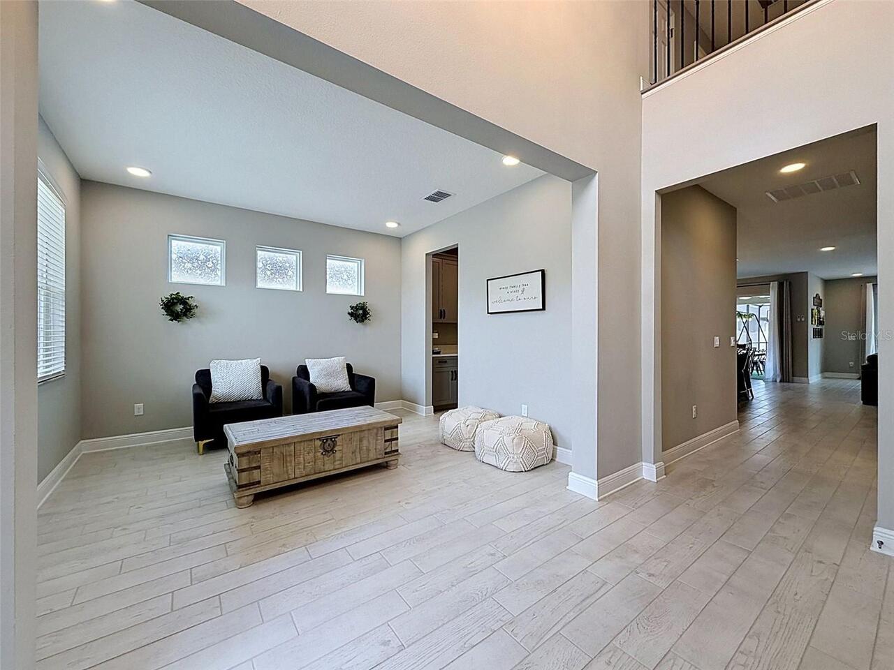 Listing Photo 8