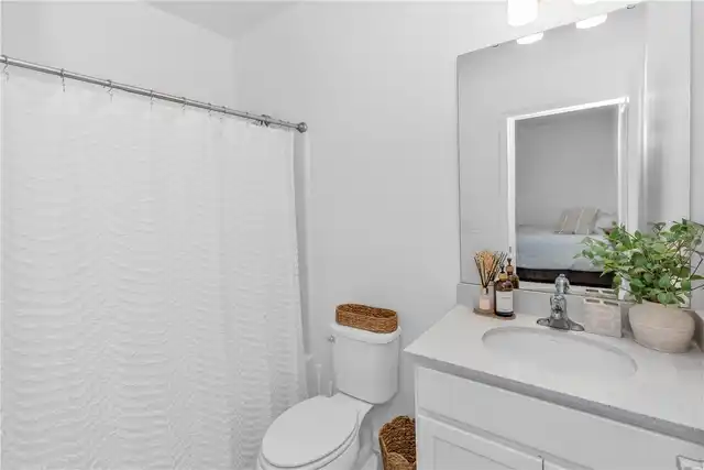 Listing Photo 20