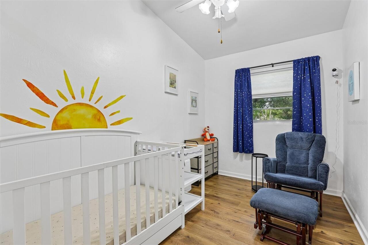 Listing Photo 14