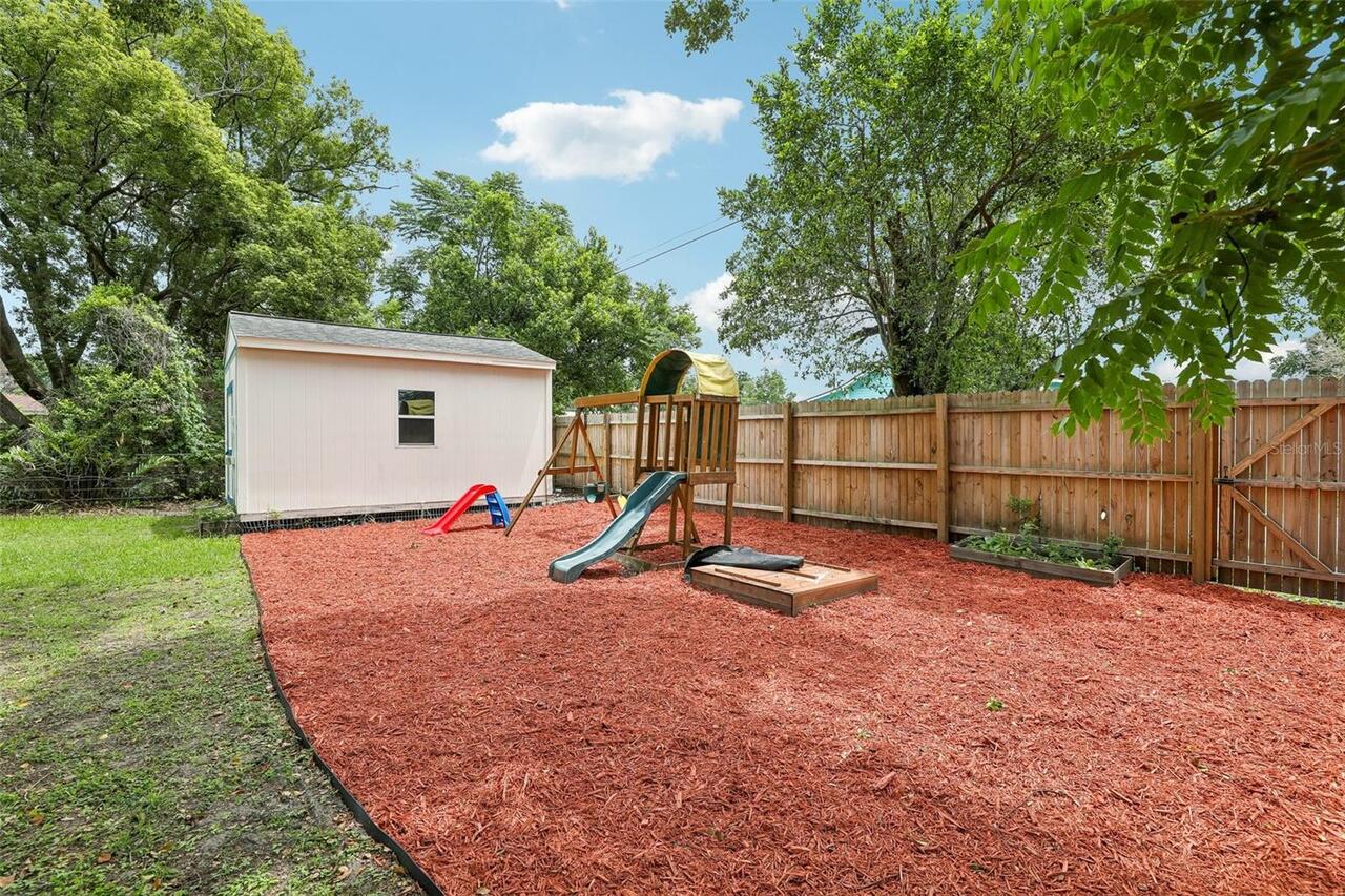Listing Photo 23