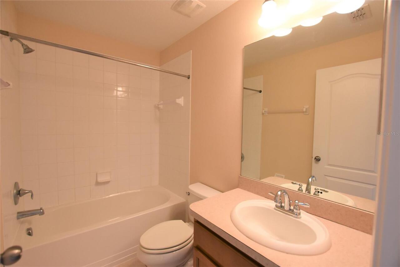 Listing Photo 9