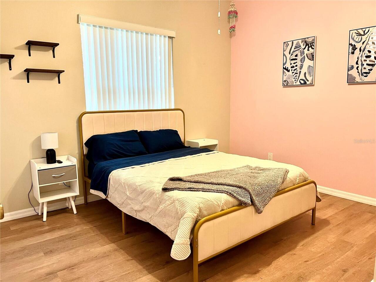 Listing Photo 16