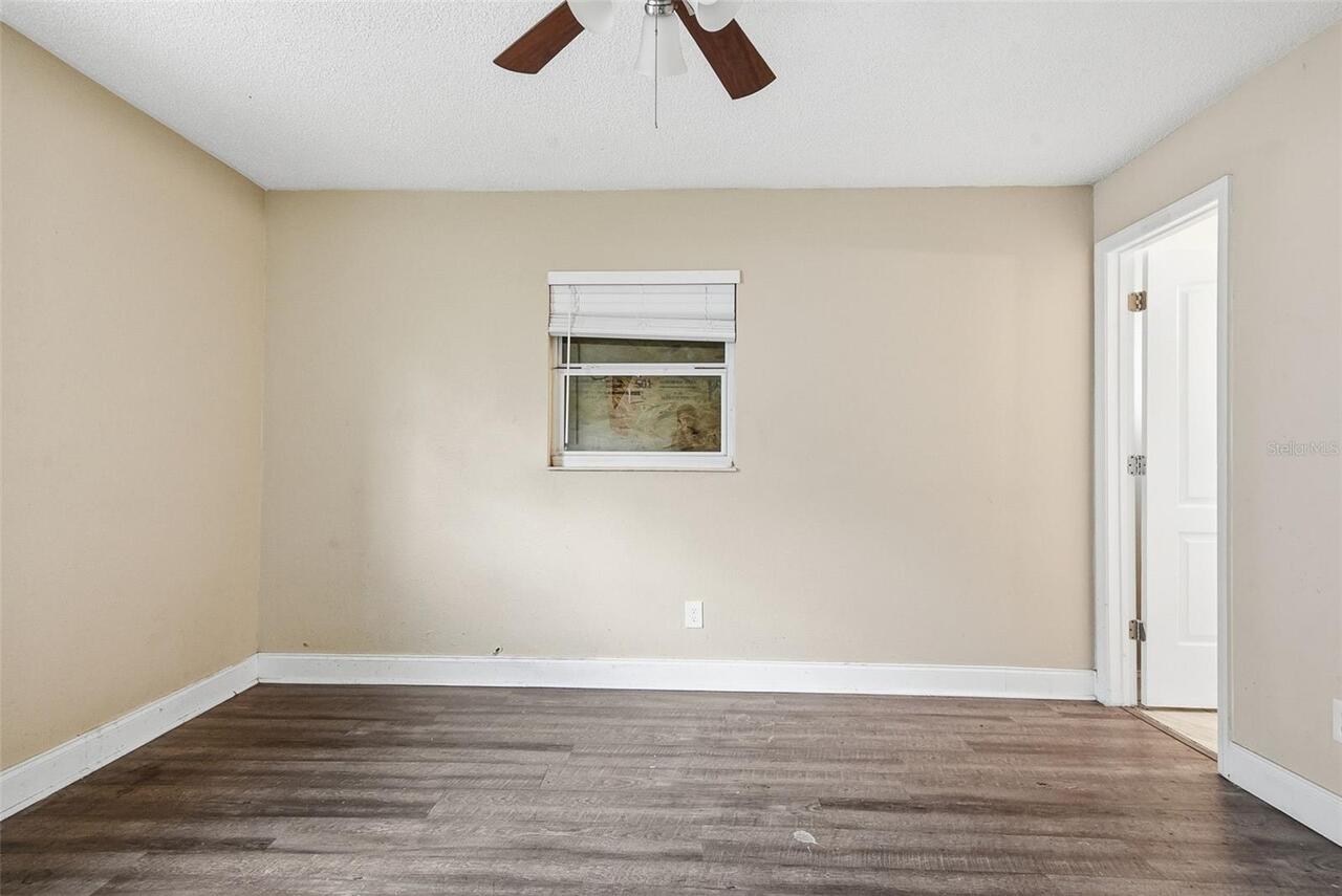 Listing Photo 20