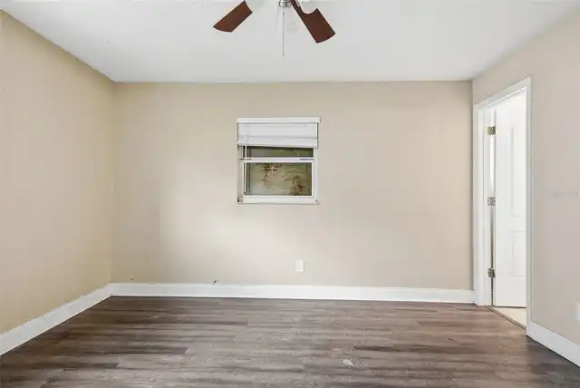 Listing Photo 20