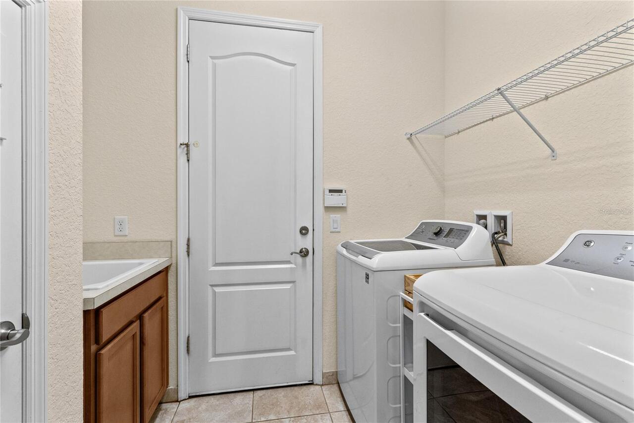 Listing Photo 18